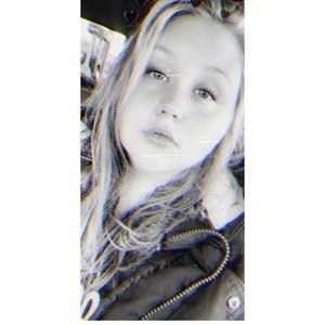 Meet your Posher, Zoe